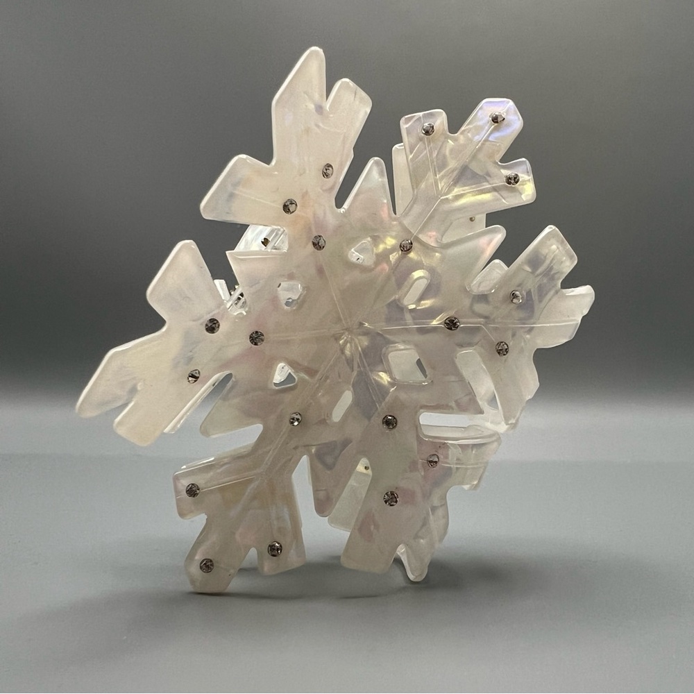 Snowflake Claw Clip - Picture 1 of 5